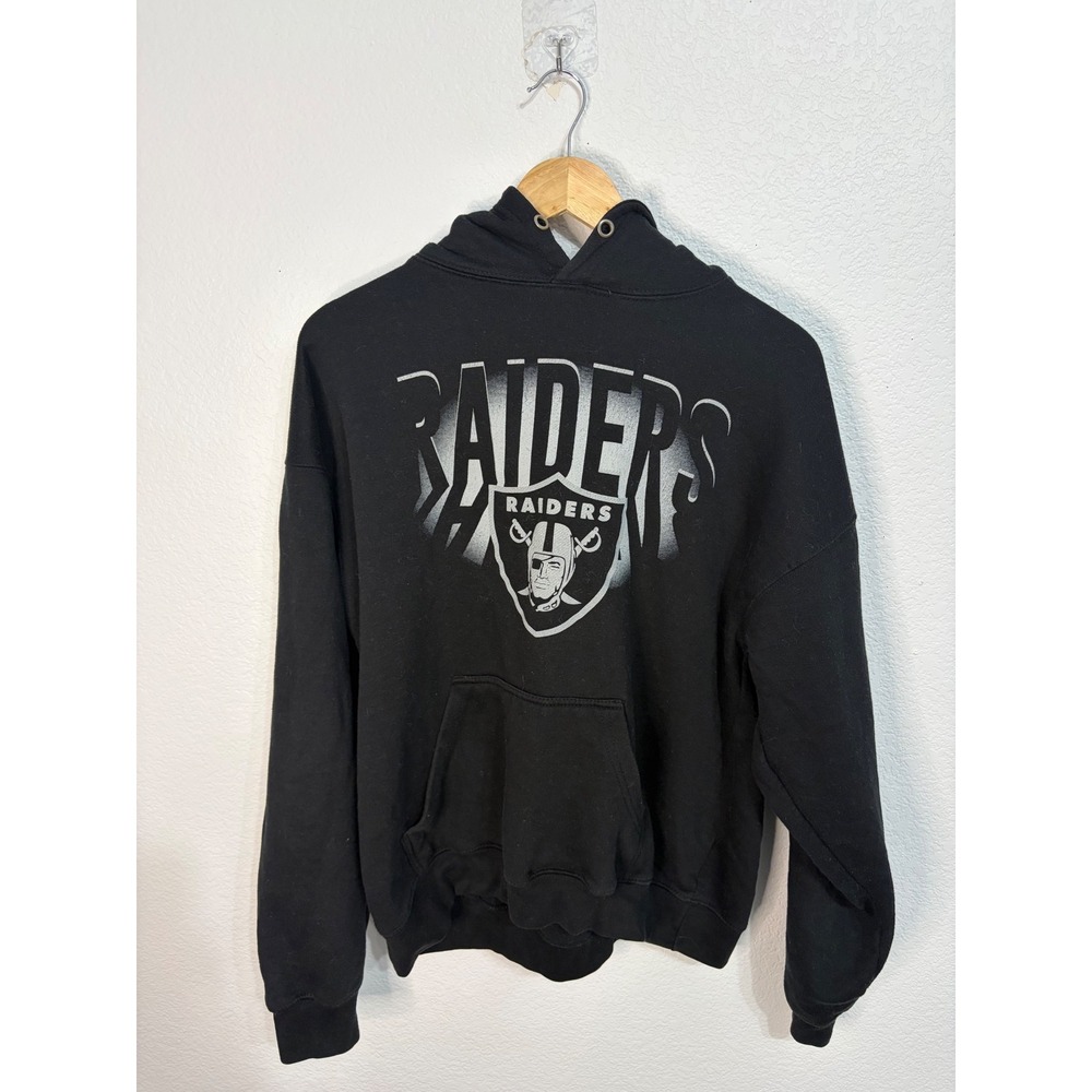 Junk Food Clothing NFL Las Vegas Raiders Hoodie Black Graphic Sweatshirt Large - Picture 2 of 4